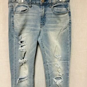 Distressed skinny super stretch size 6 women’s jeggings light wash high rise